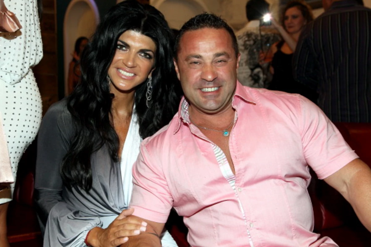 'Real Housewives' husband loses driver's license for 2 years