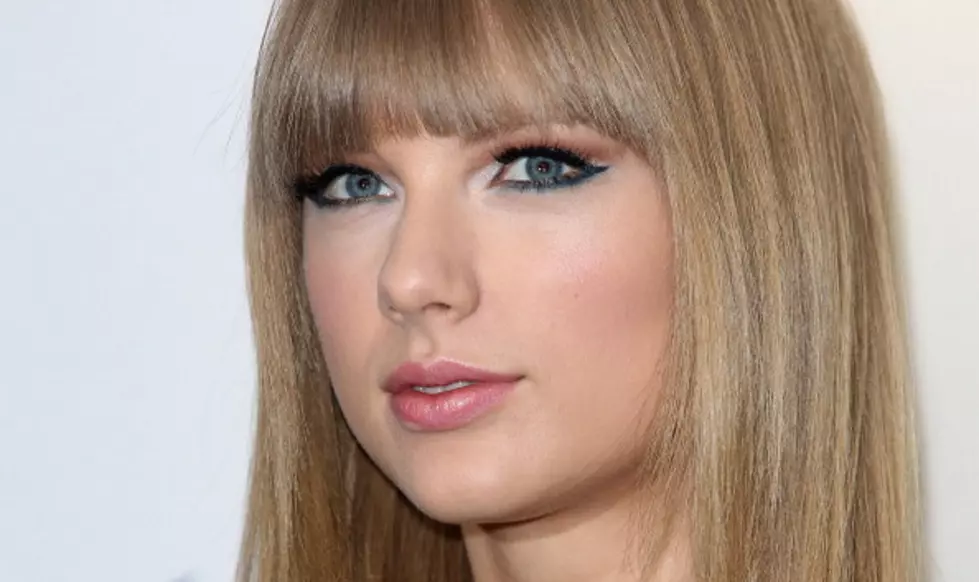 NJ Transit Offers Service To Taylor Swift Concert At MetLife Stadium