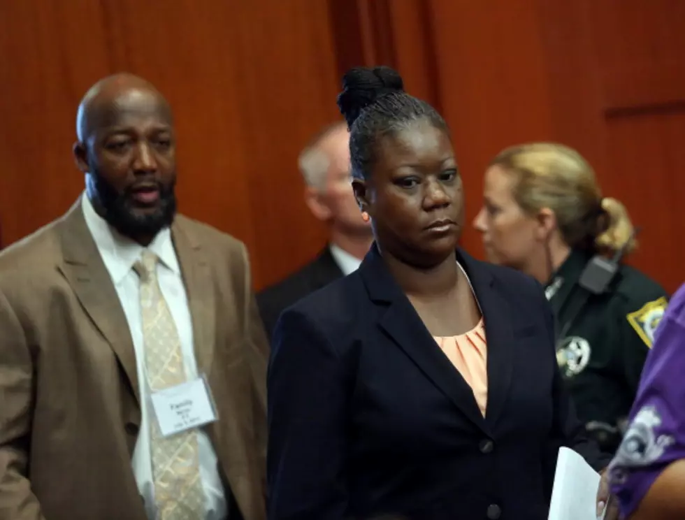 Mother: Trayvon Martin Cried For Help On 911 Call