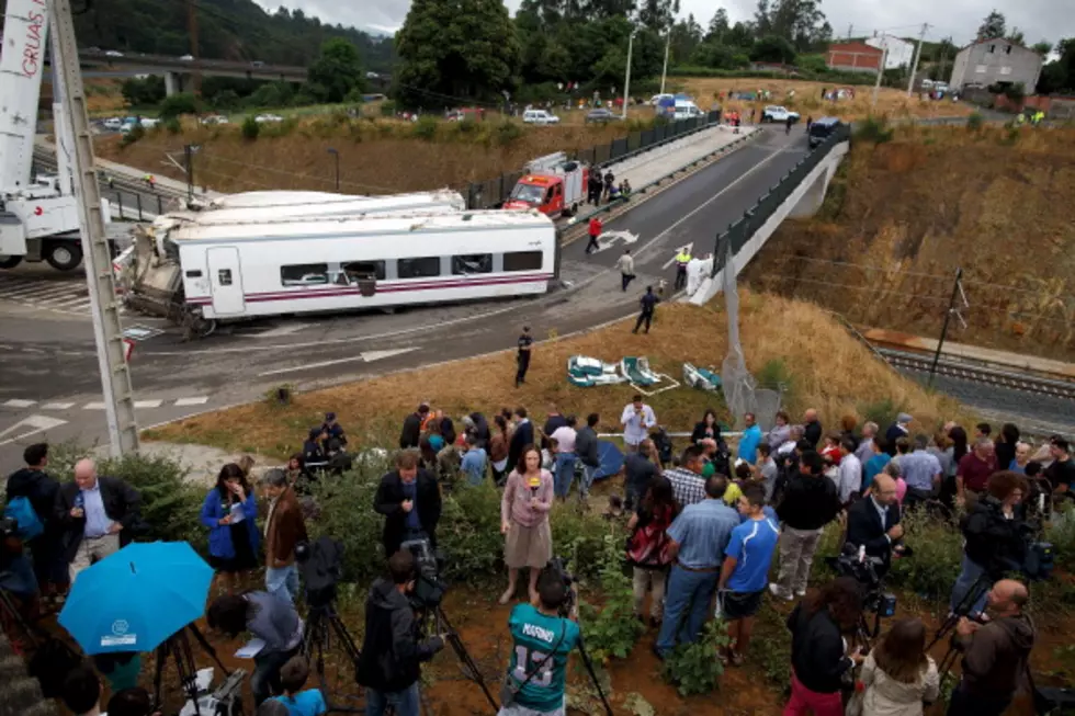 One American Among Dead in Spain Train Derailment [VIDEO]