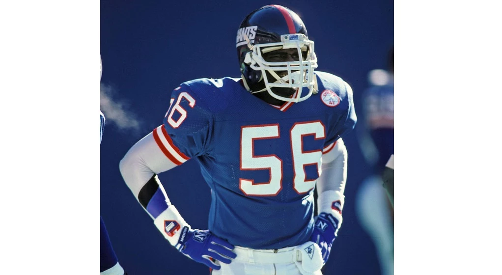 Lawrence Taylor puts his Super Bowl ring up for auction - CBS News