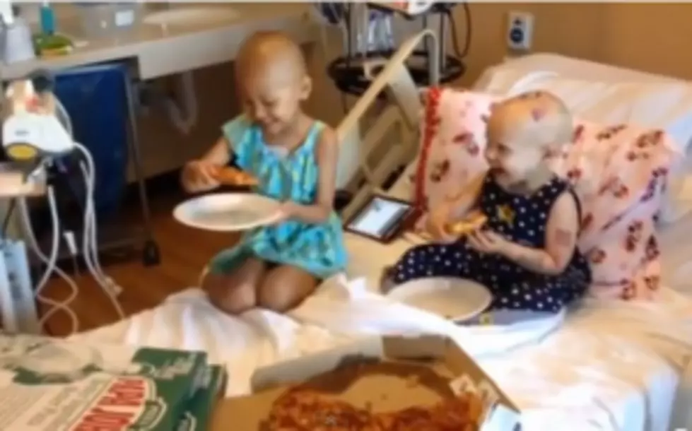 Reddit Users Send Pizzas to Two-Year-Old Cancer Sufferer – Posse Positive People