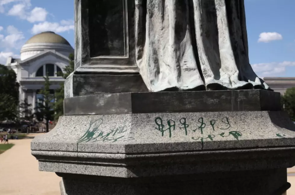 Hearing Today For Woman Charged In Lincoln Monument Vandalism [VIDEO]