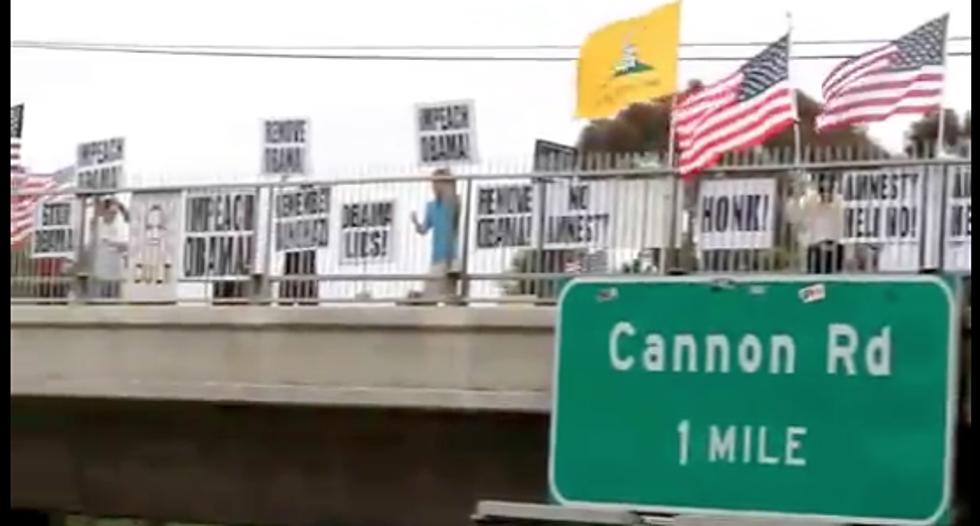 Impeach Obama Protesters at Highway Overpasses – Are They Wasting Their Time? [POLL]