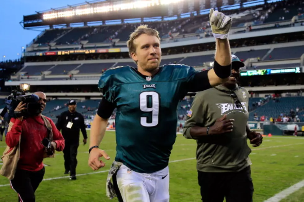 Eagles Beat Redskins 24-16 to Take First Place