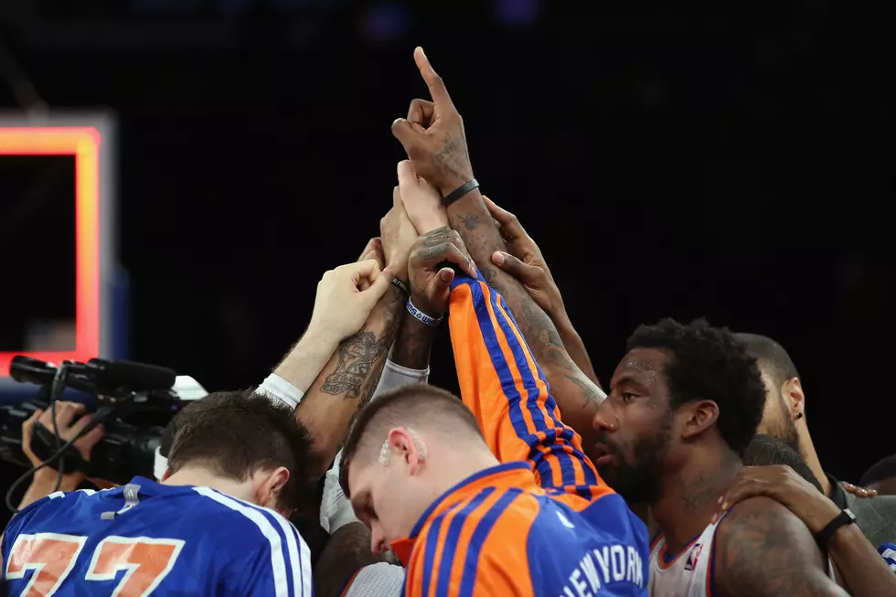 Knicks Hang On to Beat Bulls
