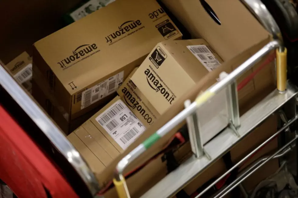 Wal-Mart, Amazon Show Changing Shopping Habits