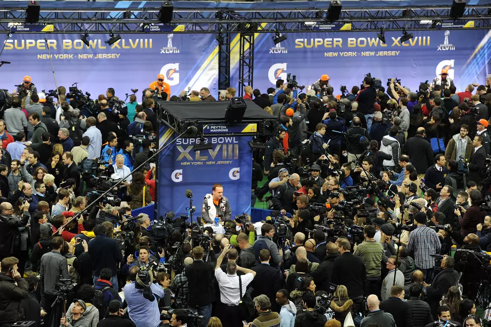 Super Bowl 48 Media Day &#8211; Fan Reactions and Photos