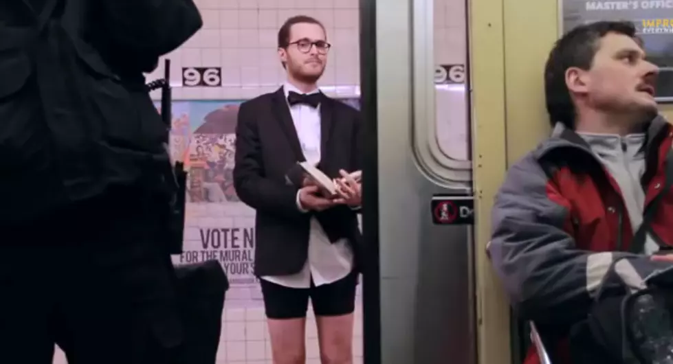 Thousands Turn Out for No Pants Subway Ride
