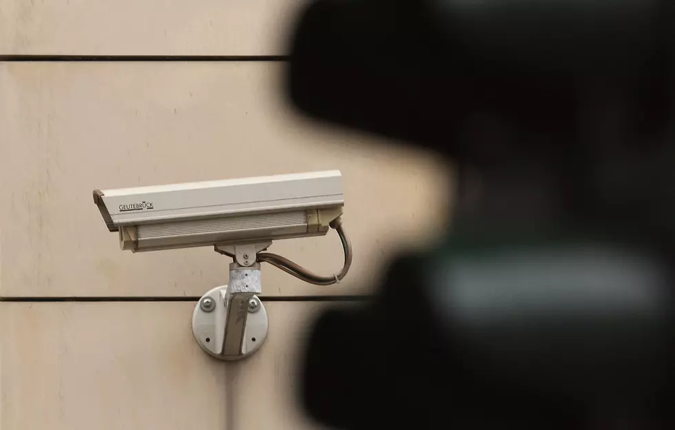 Surveillance Center Personnel Aid in Catching Burglar in Atlantic City
