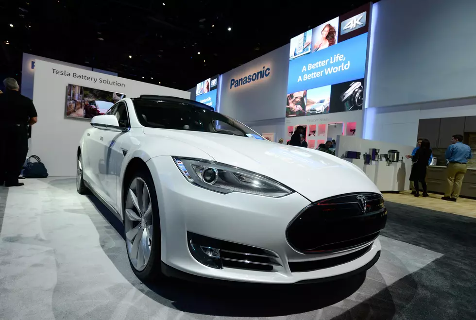 Panasonic, Tesla to build big US battery plant