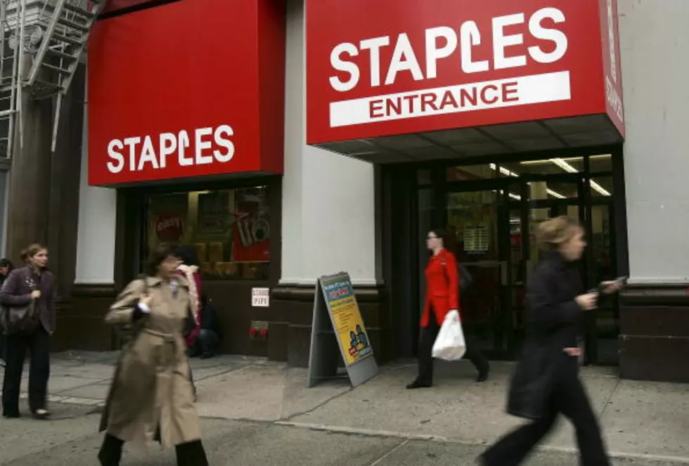 Staples to close West Shore store 