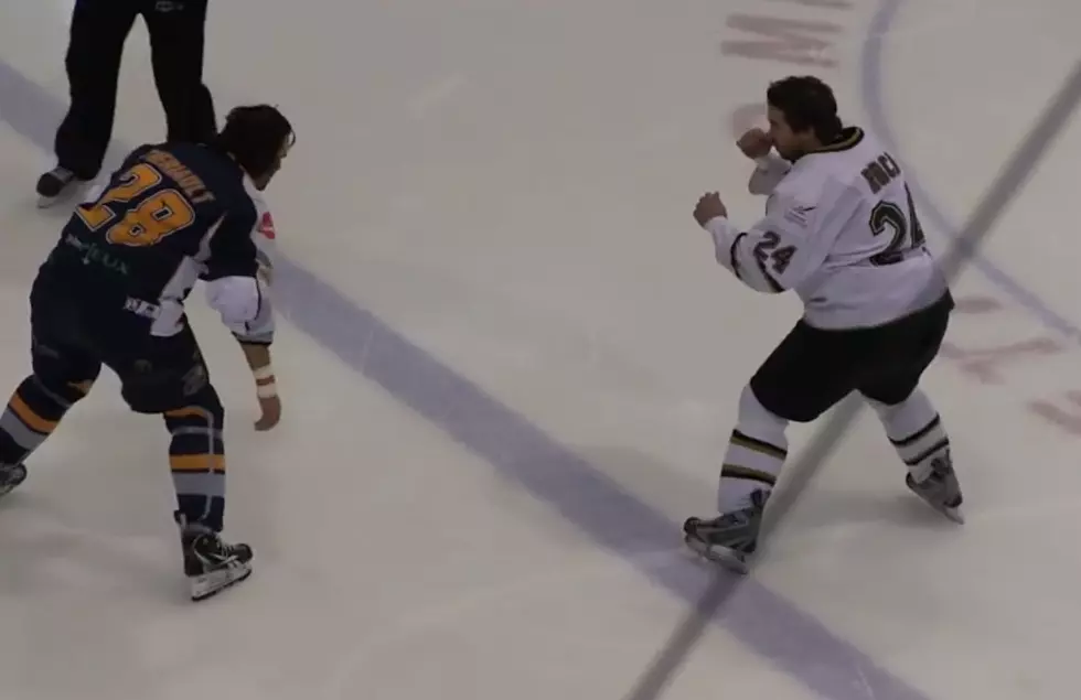 Epic Hockey Fight Ends in Remarkable Fashion [VIDEO]