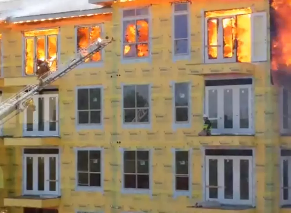 Construction Worker Avoids Disaster During Fire [VIDEO]