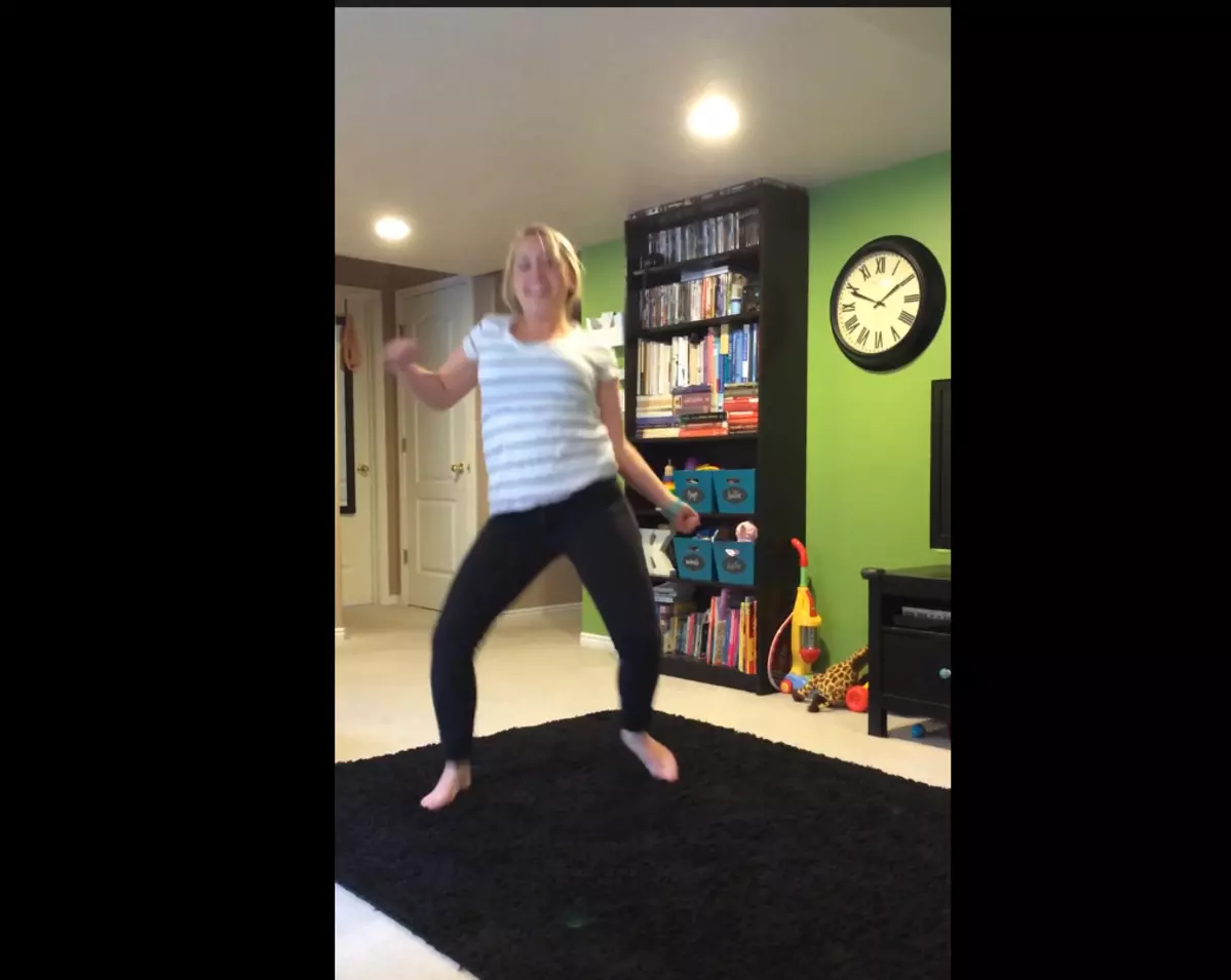 Mom S Hilarious Booty Shaking Video