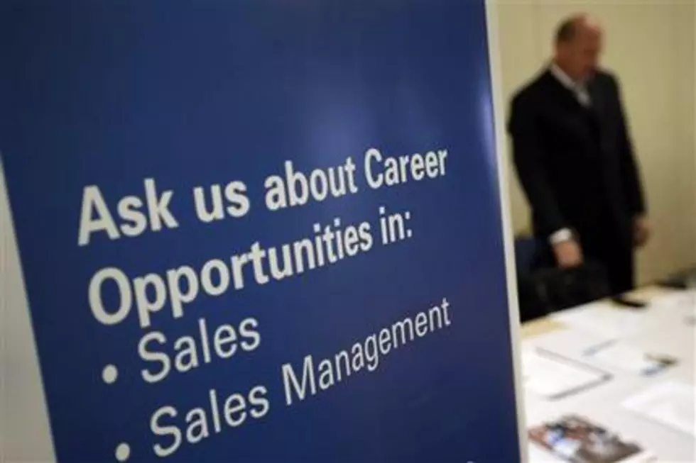 Unemployment dips to 6.8% in New Jersey