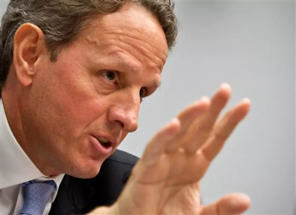 Geithner Memoir Details Offers to Resign