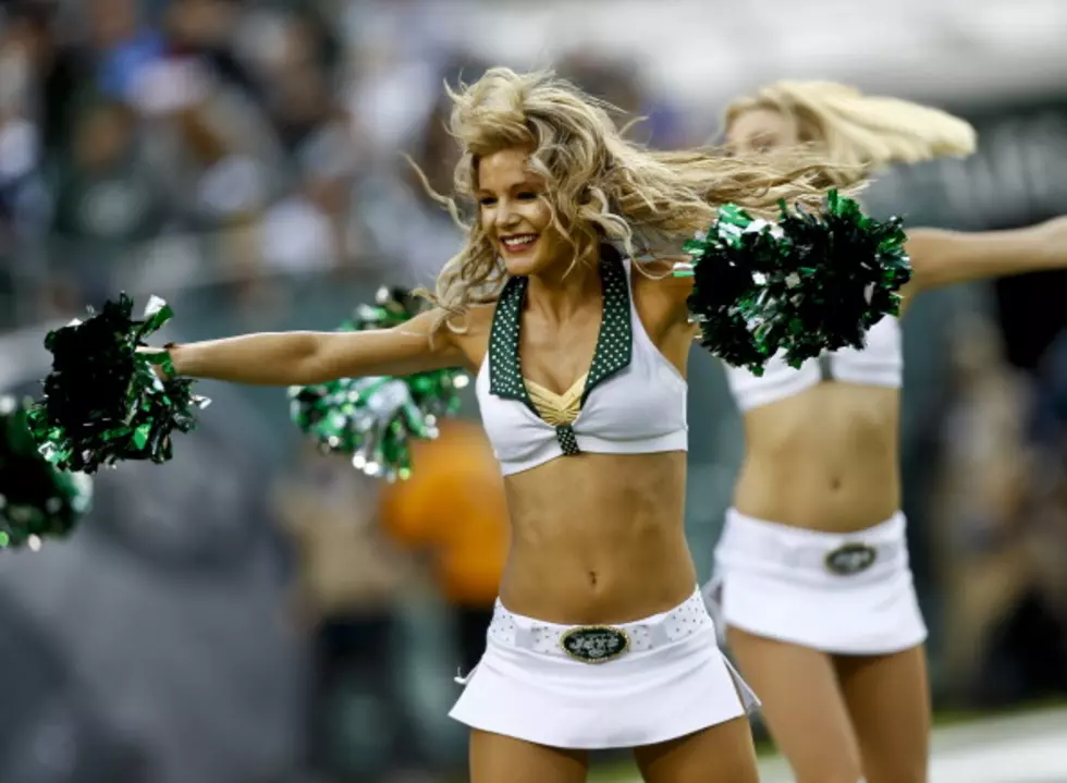 Ex-Jets Cheerleader Sues Over Low Pay