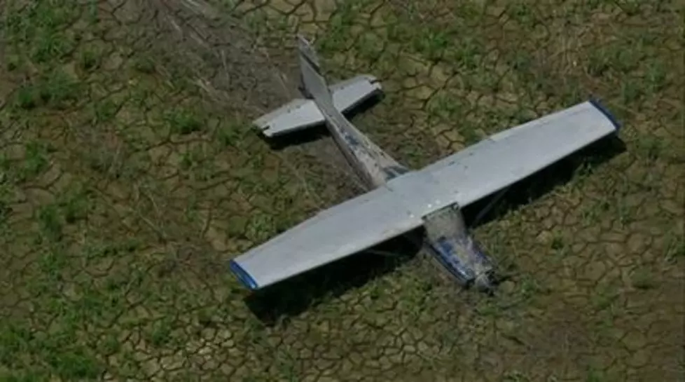 2 rescued after small plane crashes in New Jersey