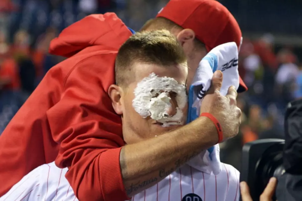 Brignac&#8217;s HR in 9th Lifts Phils Over Padres