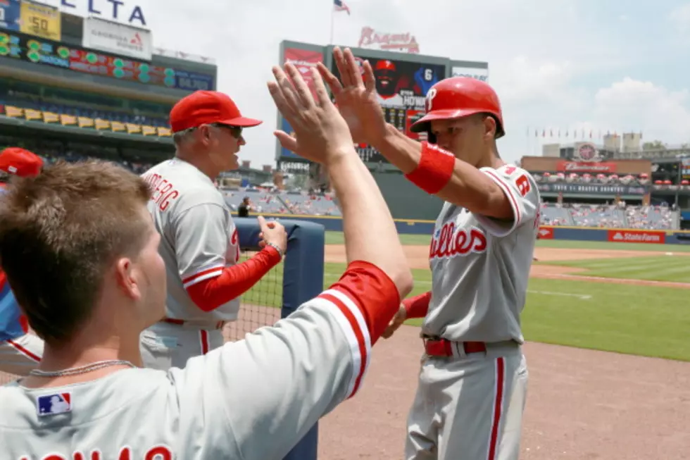 Phillies batter Braves 10-5 to complete sweep