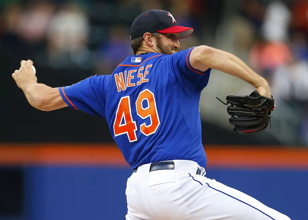 Mets place Niese on DL with left shoulder strain
