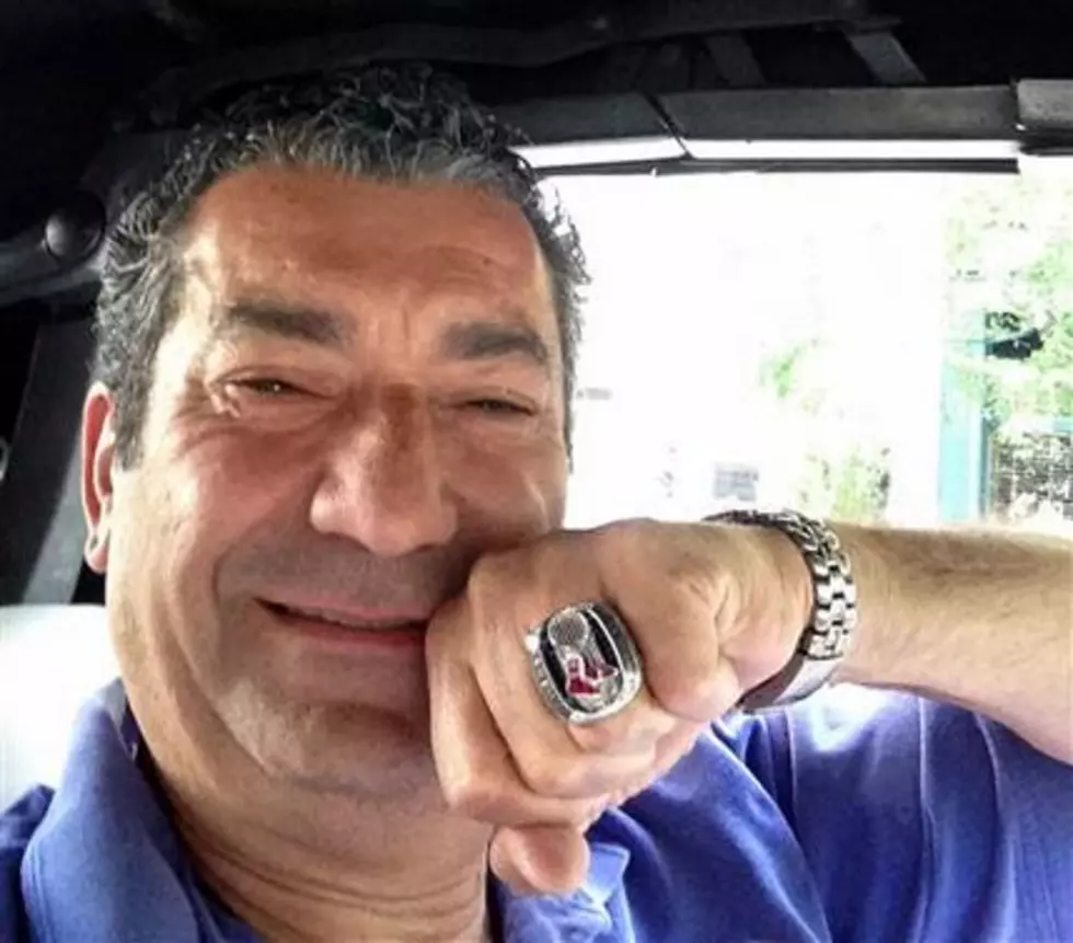 Lost Red Sox title ring rescued and returned by Yankees fan