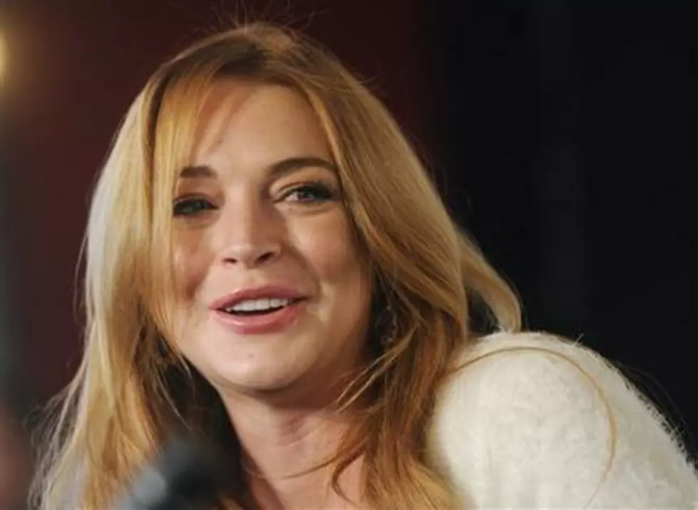 Court delays hearing on community service by Lindsay Lohan