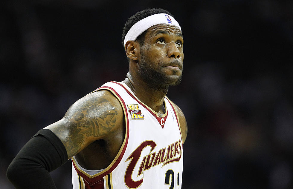 LeBron James to return home to Cleveland