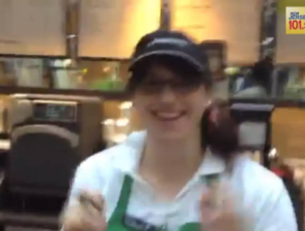 Watch: Lynn and Ray ordering Starbucks at the mall