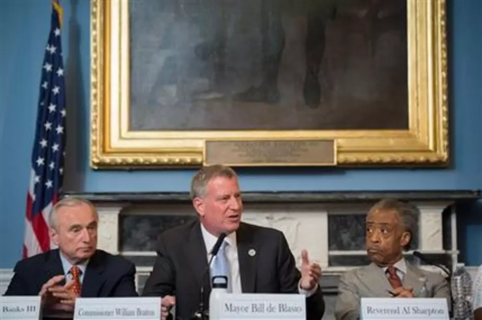 NYC police-mayor tensions mount over chokehold death