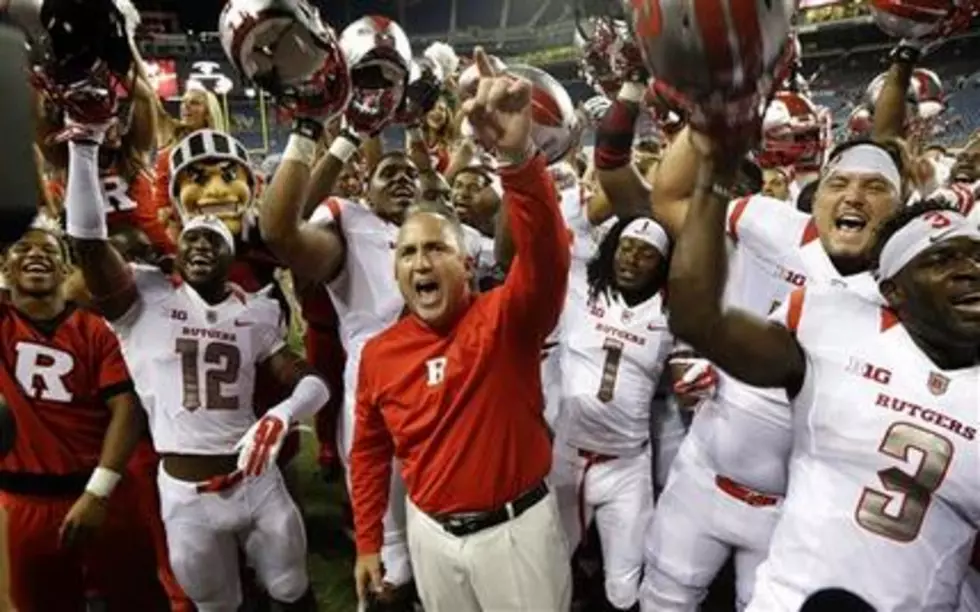 Rutgers rallies in 4th to beat Cougars 41-38