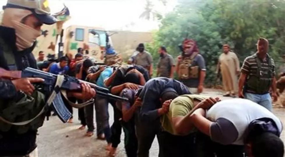 Human rights group says Islamic militants killed 770 Iraqi troops