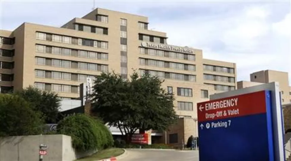 CDC: Texas health care worker positive for Ebola