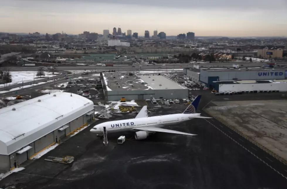 3 planes searched at Newark airport after anonymous threats
