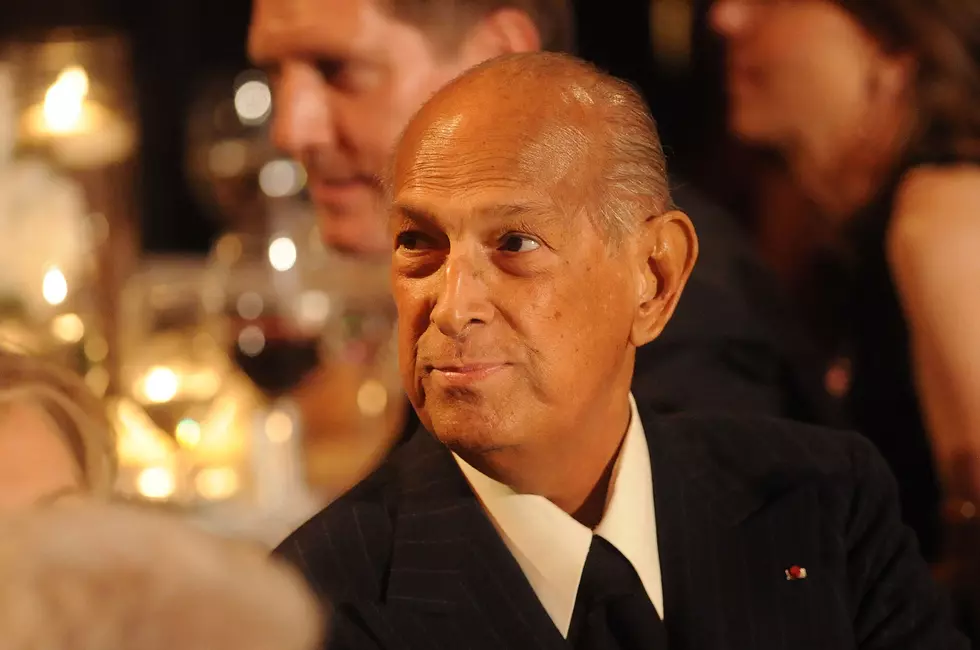 Fashion designer Oscar de la Renta dies at 82