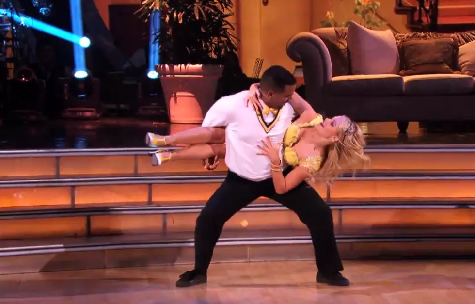 WATCH: Alfonso Ribeiro performs the &#8216;Carlton Dance&#8217; on DWTS