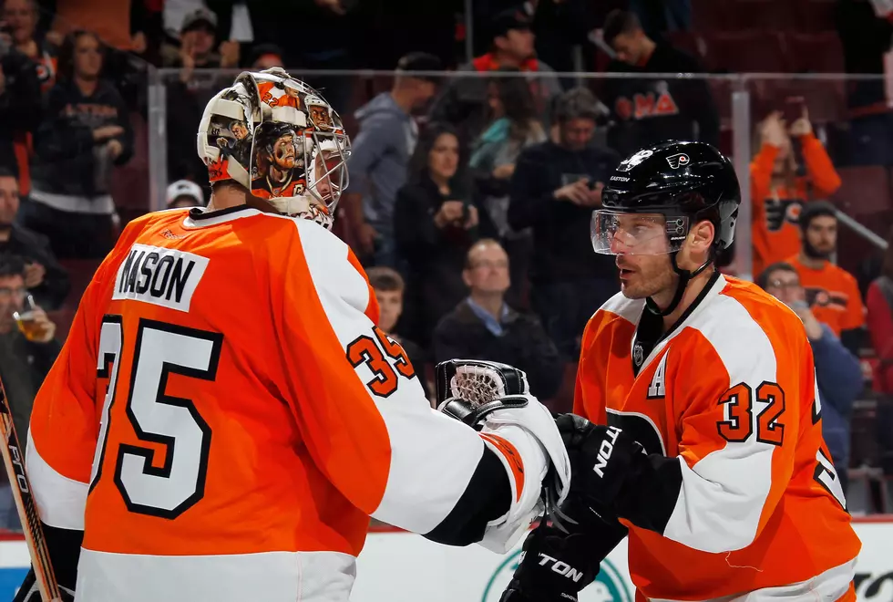 Flyers continue home streak with 4-1 win
