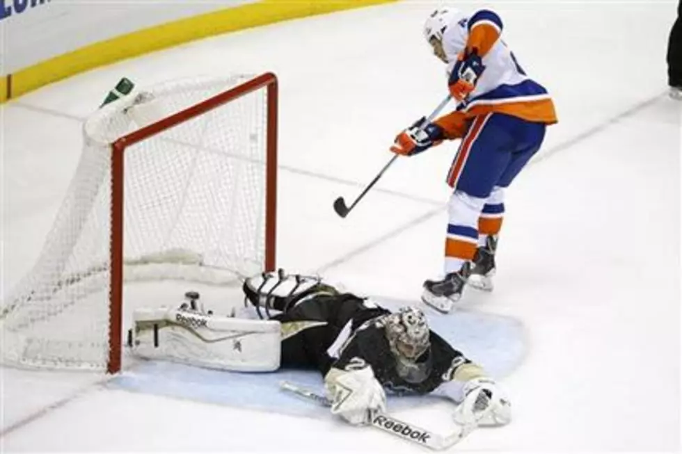 Islanders beat Penguins 5-4 in shootout