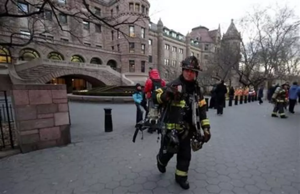 Smoke prompts evacuation of Natural History Museum