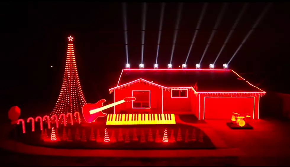 WATCH: Star Wars themed Christmas display is a fan&#8217;s dream