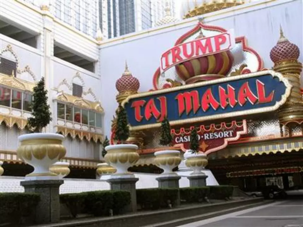 Union says hundreds lack health insurance at Taj Mahal casino