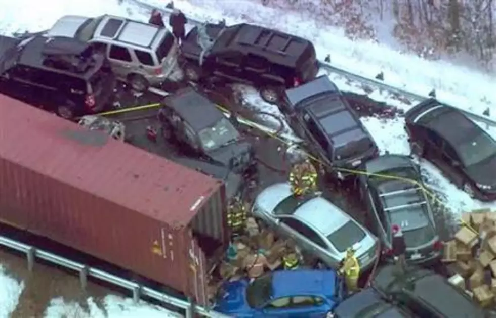 Police: 35 vehicles caught in 2 New Hampshire pileups