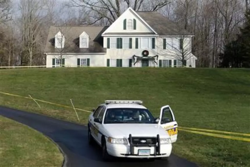 Newtown votes to raze home of gunman in school massacre