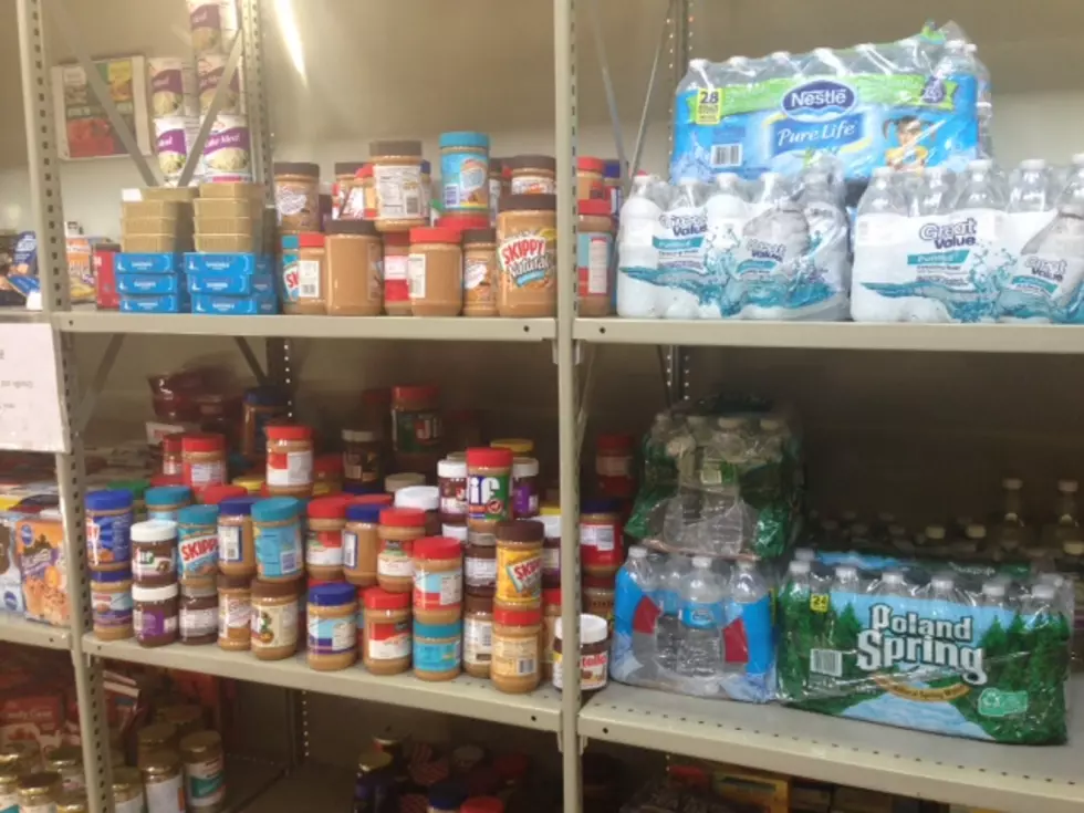 Colleges, universities opening their own food pantries