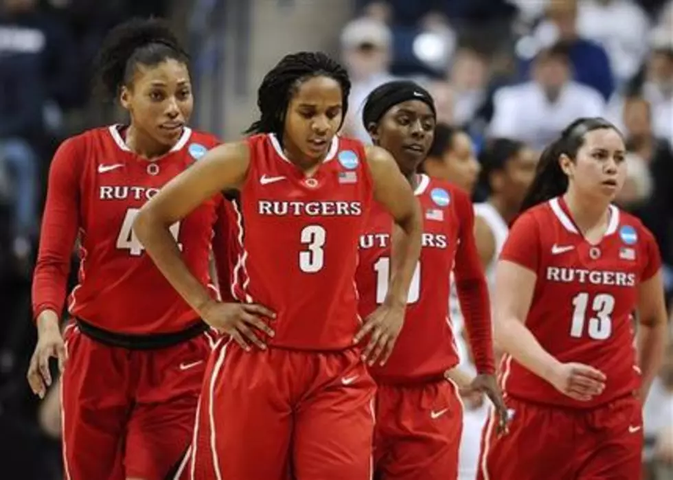 No. 1 UConn moves on with 91-55 rout of Rutgers