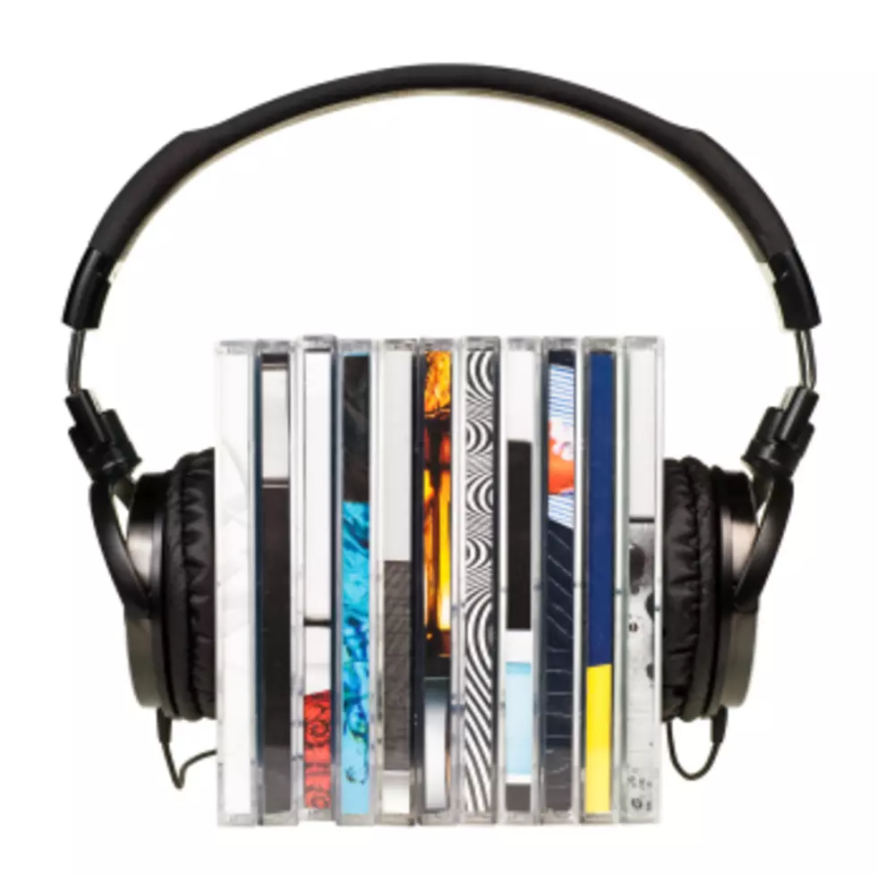2014 music business flat as streaming offset CD sales drop