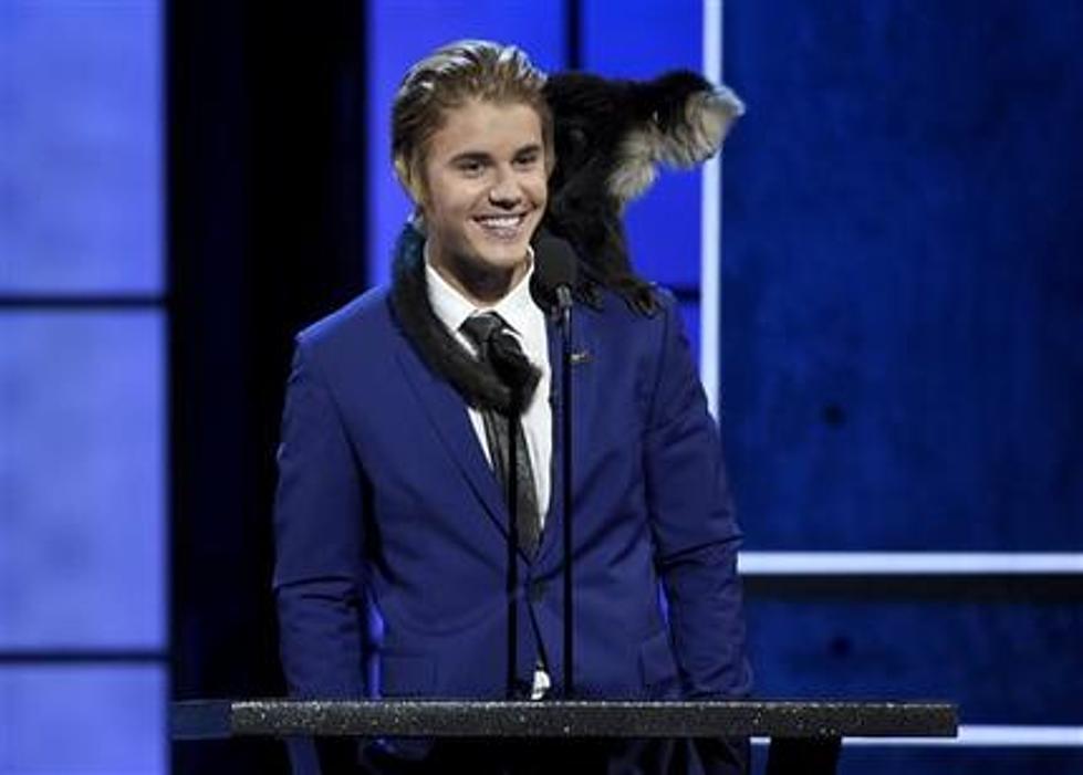 Bieber is the butt of the joke, says sorry at comedy roast