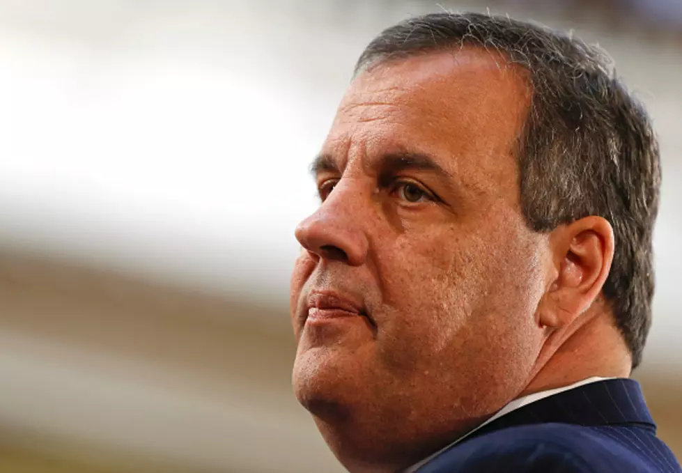 Christie to finally talk to reporters