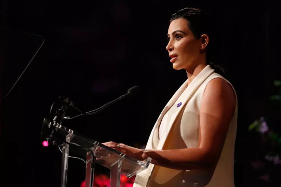 Kim Kardashian supports Bruce Jenner&#8217;s gender transition